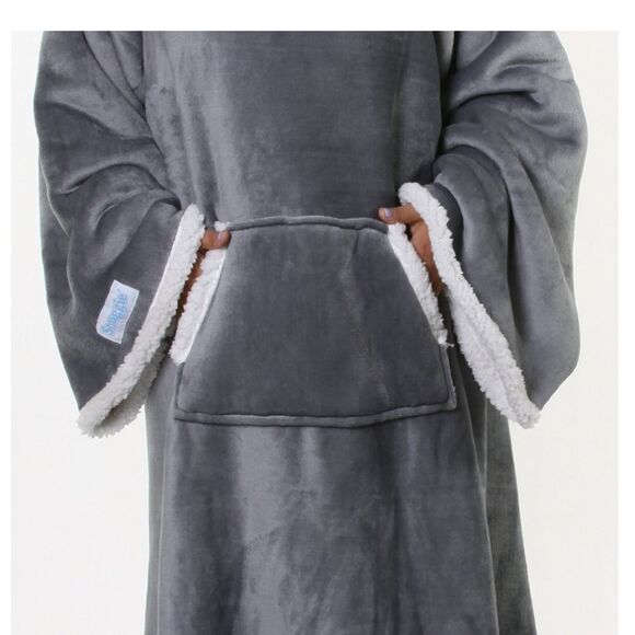 Snuggie Sherpa, the original wearable blanket with sleeve, One Size. Cha… - Picture 5 of 13